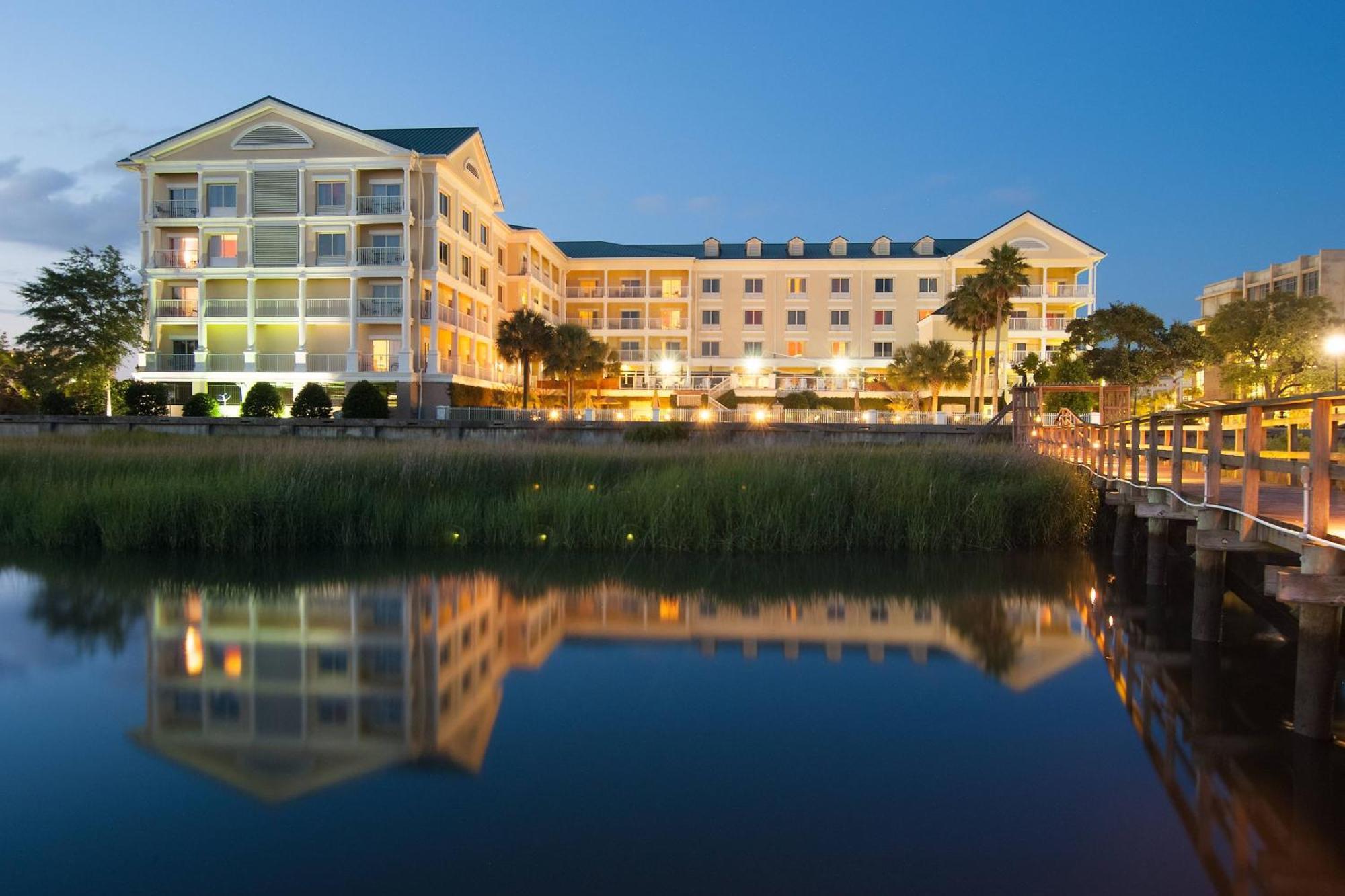 Hotel Courtyard Charleston Waterfront Exterior foto